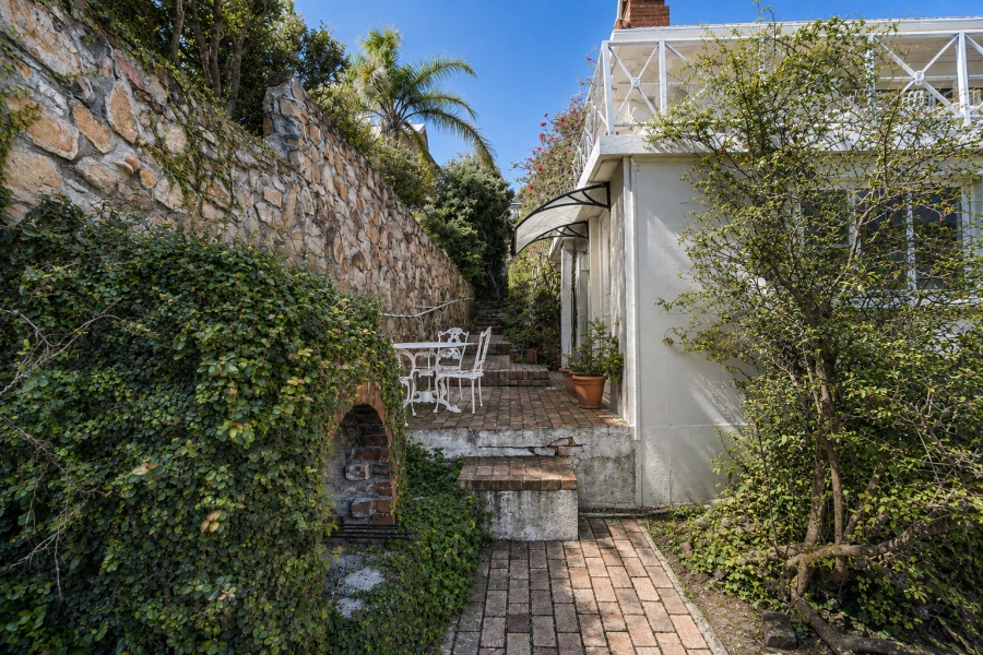 3 Bedroom Property for Sale in Camps Bay Western Cape